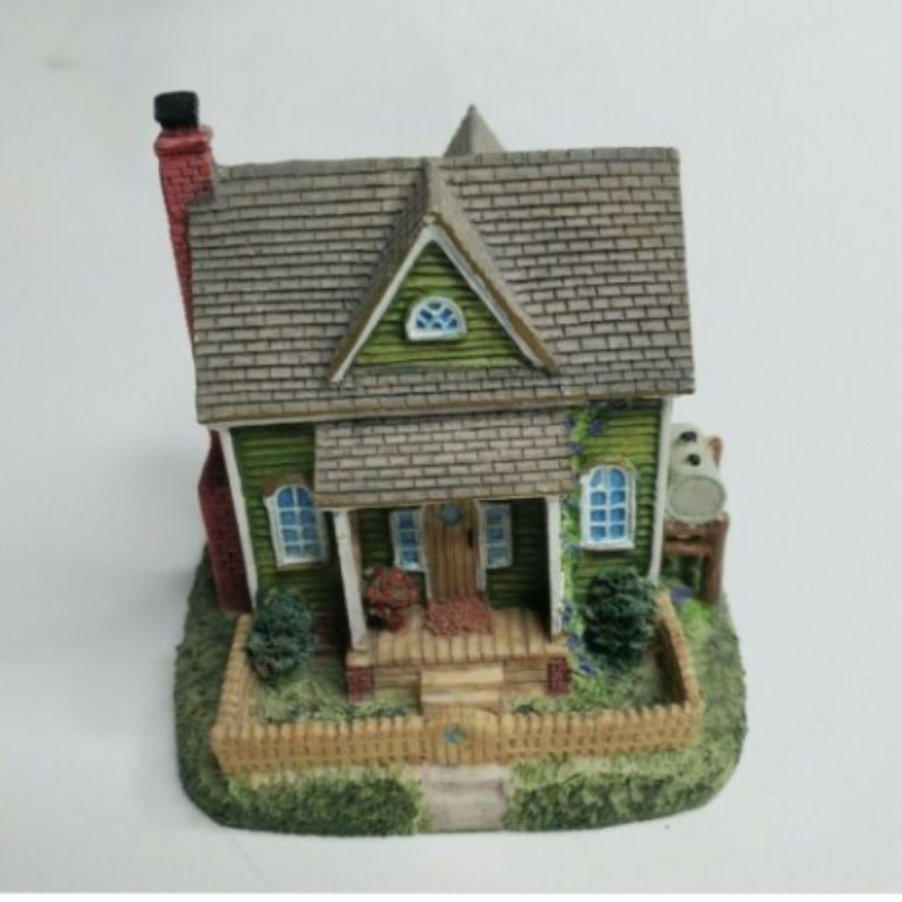 1999 Int'l Res Serv Inc Hillside Farm